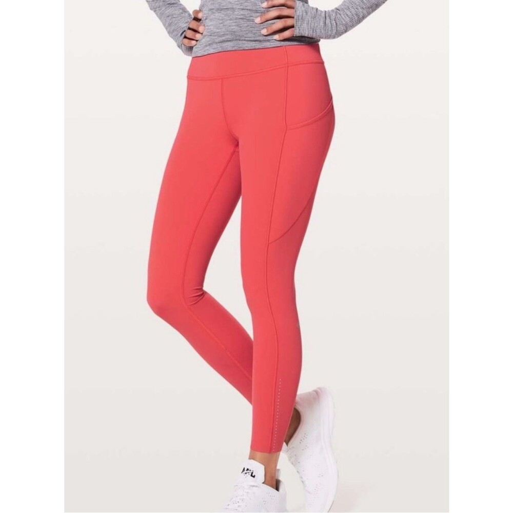 Lululemon Fast & Free 7/8 Tight II Nulux 25"
Red Orange